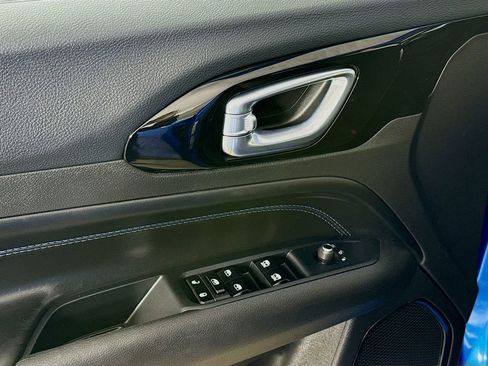 Used 2025 Jeep Compass Latitude w/ Altitude Special Edition image 20