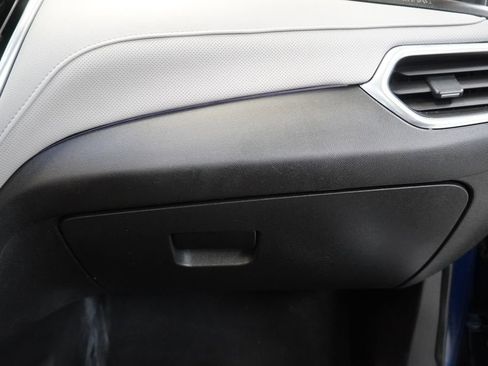Used 2020 Chevrolet Equinox Premier AWD/4WD image 38