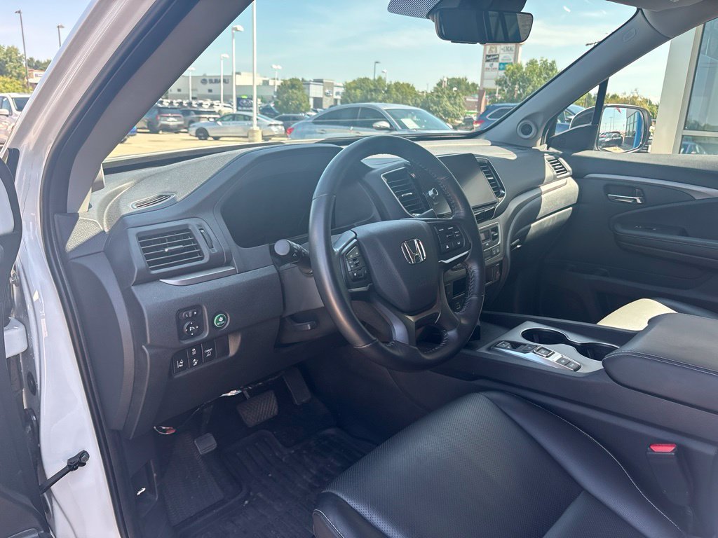Certified 2024 Honda Ridgeline RTL image 11