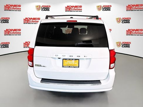 Used 2019 Dodge Grand Caravan SE w/ UConnect Hands-Free Group FWD image 15