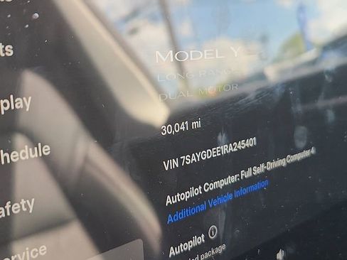Used 2024 Tesla Model Y Long Range AWD/4WD image 15