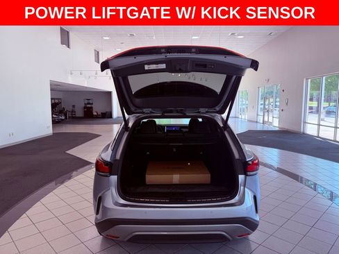 Used 2023 Lexus RX 350 Premium Plus w/ Cold Area Package FWD image 8