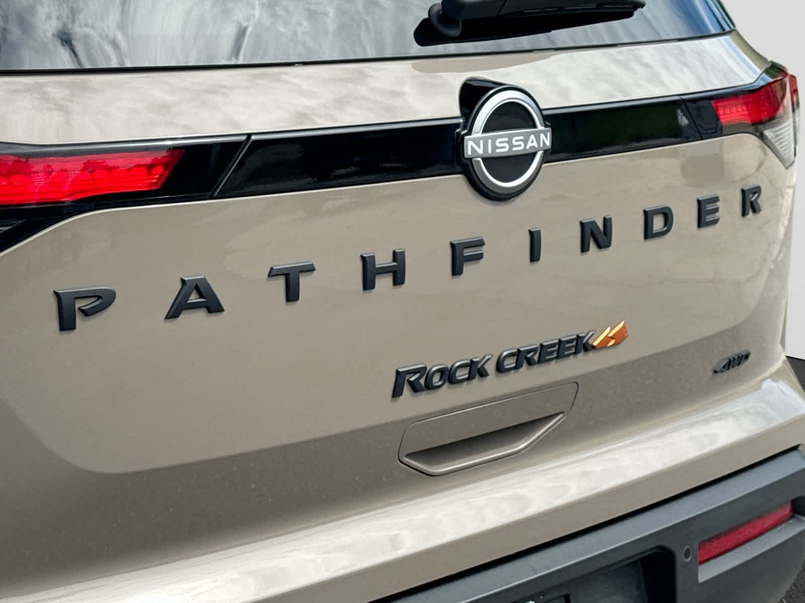 Used 2025 Nissan Pathfinder Rock Creek AWD/4WD image 19