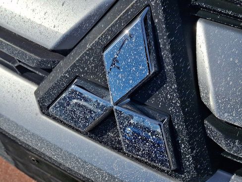 Used 2024 Mitsubishi Outlander Sport ES image 4