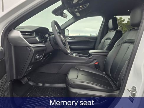 Used 2025 Jeep Grand Cherokee L Limited w/ Trailer Tow Package image 13