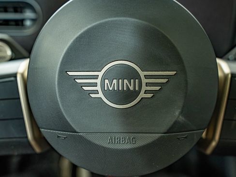 Used 2025 MINI Cooper S FWD image 22