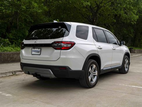 Used 2024 Honda Pilot EX-L image 9