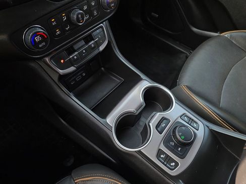 Used 2022 GMC Terrain AT4 w/ Infotainment Package II image 20