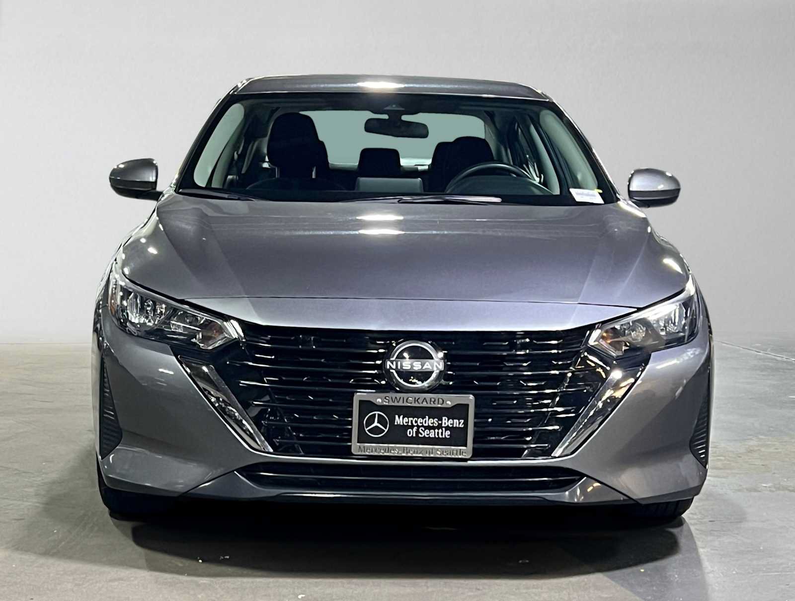 Used 2024 Nissan Sentra SV FWD image 8