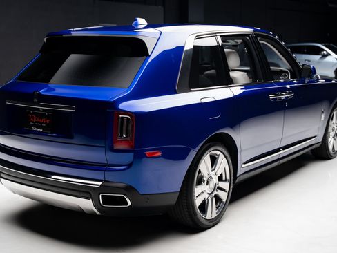 Used 2019 Rolls-Royce Cullinan AWD/4WD image 34