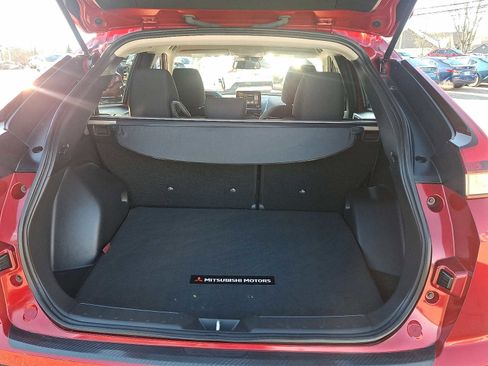 Used 2022 Mitsubishi Eclipse Cross LE image 26