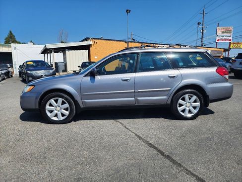 Used 2008 Subaru Outback 2.5i Limited AWD/4WD image 10