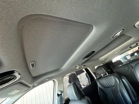 Used 2023 Hyundai Palisade Limited AWD/4WD image 31