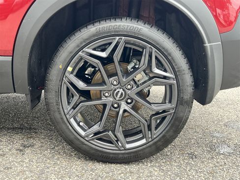 New 2025 Nissan Kicks SR image 27