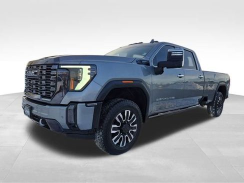 Used 2024 GMC Sierra 3500 Denali Ultimate image 5