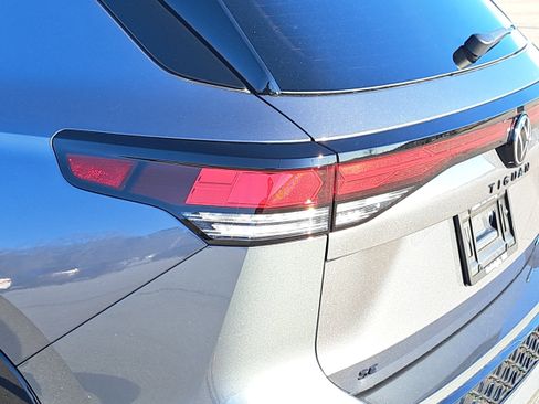 New 2026 Volkswagen Tiguan SE R-Line AWD/4WD image 32