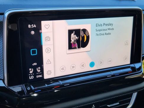 New 2026 Volkswagen Atlas Cross Sport SEL image 13