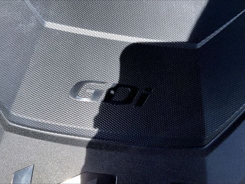 Used 2023 Kia Telluride EX w/ EX Captain's Chair Package image 31