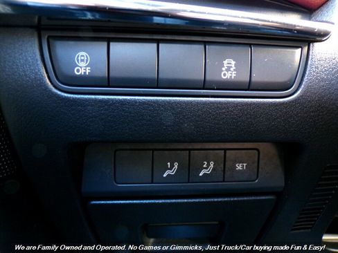 Used 2022 MAZDA MAZDA3 s image 37