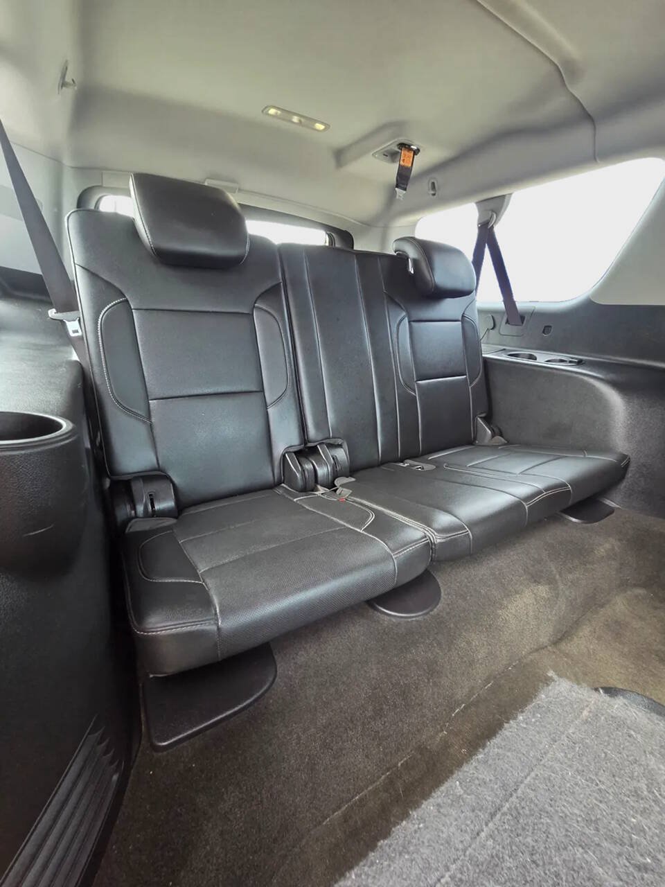 Used 2015 GMC Yukon XL SLT w/ Open Road Package AWD/4WD image 15