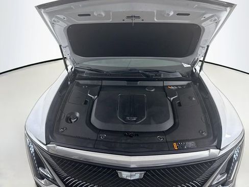 Used 2024 Cadillac Lyriq Luxury image 35