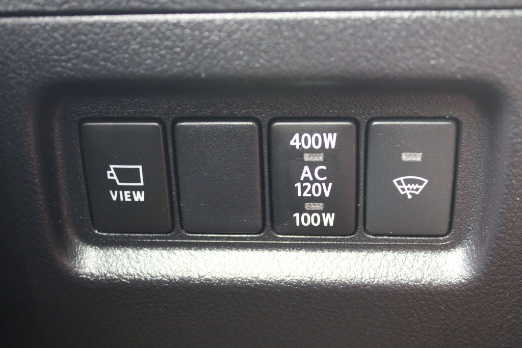 Used 2023 Toyota 4Runner Limited AWD/4WD image 29