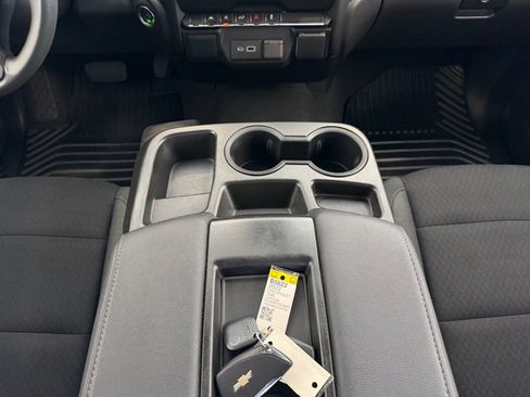 Used 2022 Chevrolet Silverado 1500 Custom AWD/4WD image 21