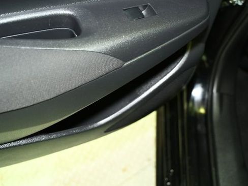 Used 2023 Toyota Corolla LE image 45