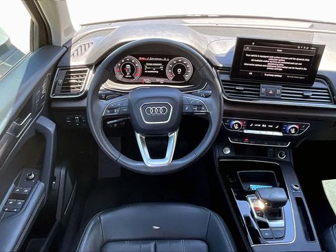 Used 2023 Audi Q5 2.0T Premium Plus w/ Premium Plus Package AWD/4WD image 6