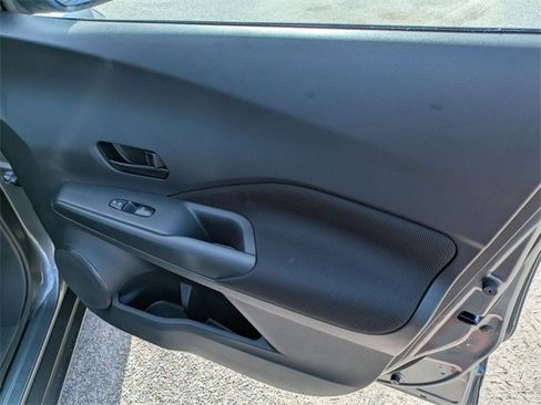 New 2025 Nissan Kicks Play S image 31