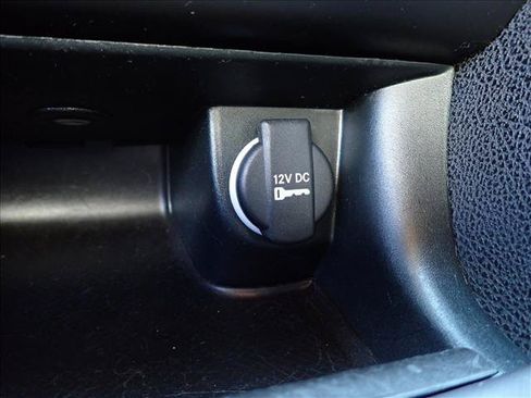 Used 2022 Dodge Charger SXT AWD/4WD image 19