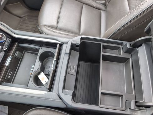 Used 2021 GMC Yukon Denali w/ Denali Premium Package image 26