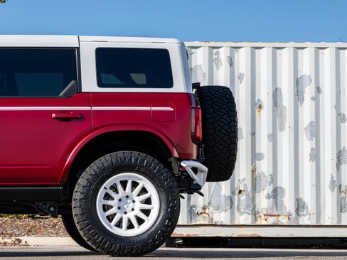 New 2025 Ford Bronco Heritage Edition image 38