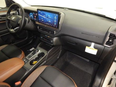 New 2025 Ford Bronco Sport Outer Banks w/ Outer Banks Tech Package+ image 18