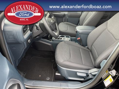 New 2025 Ford Maverick XL image 9