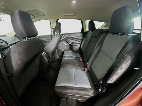 Used 2018 Ford Escape SE FWD image 26