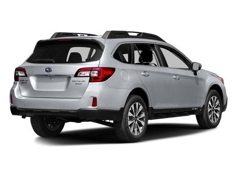 Used 2016 Subaru Outback 2.5i Limited image 2