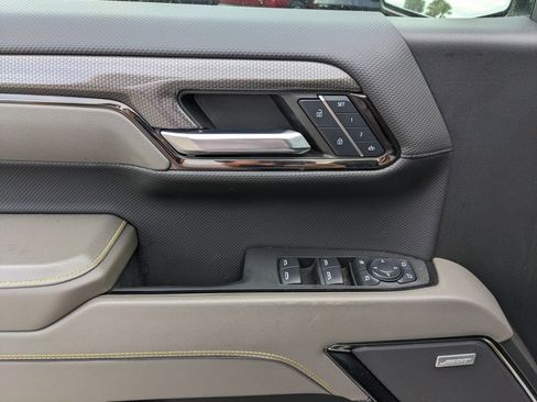 Used 2024 Chevrolet Silverado 1500 ZR2 w/ Dark Appearance Package image 20