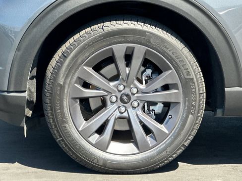 Certified 2023 Ford Explorer XLT w/ Equipment Group 202A AWD/4WD image 30