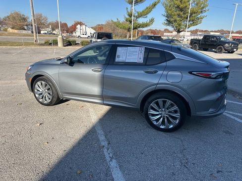 Used 2024 Buick Envista Avenir image 18