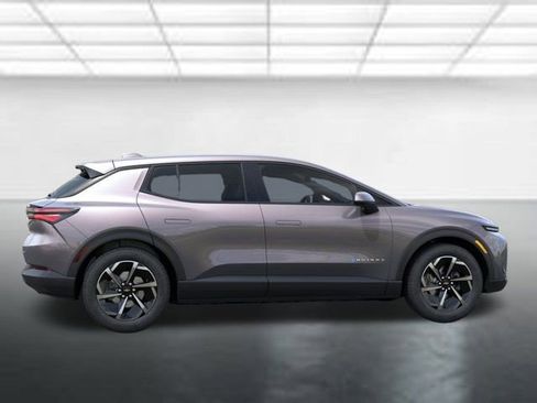 New 2026 Chevrolet Equinox EV LT w/ Comfort Package image 5