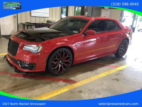 Used 2015 Chrysler 300 S RWD image 3