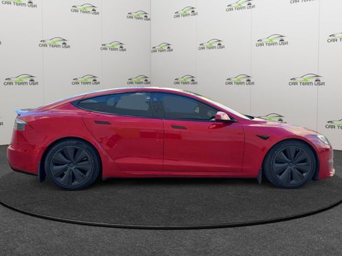 Used 2021 Tesla Model S Plaid image 8
