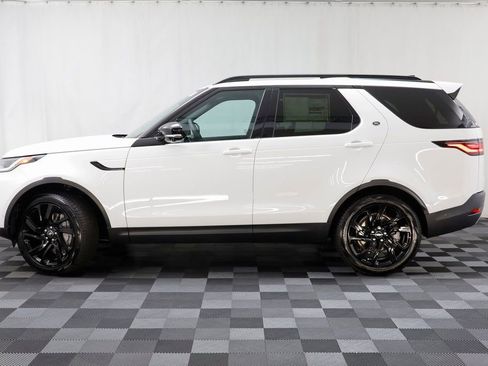 New 2025 Land Rover Discovery S AWD/4WD image 5