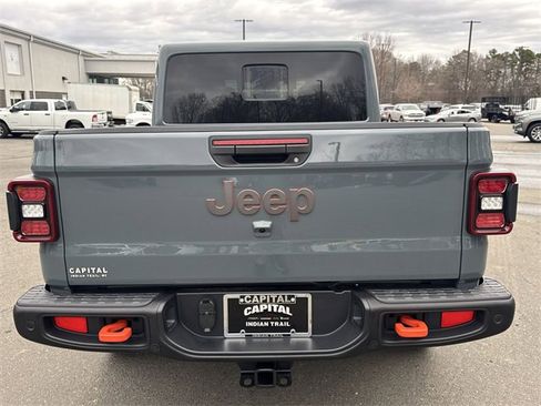 New 2026 Jeep Gladiator Mojave image 12