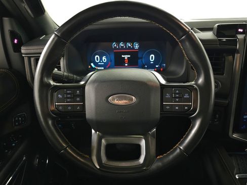 Used 2024 Ford Expedition Platinum AWD/4WD image 22