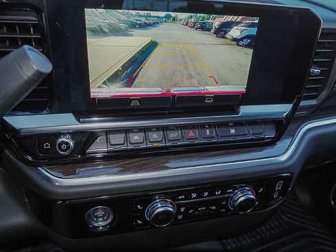 Certified 2024 GMC Sierra 1500 Elevation AWD/4WD image 11