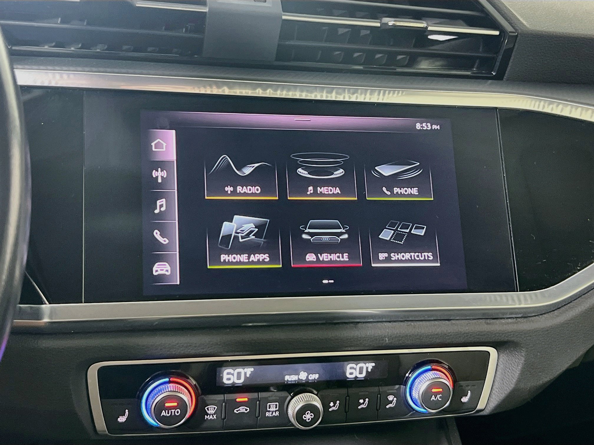 Used 2020 Audi Q3 2.0T Premium Plus w/ Premium Plus Package AWD/4WD image 14