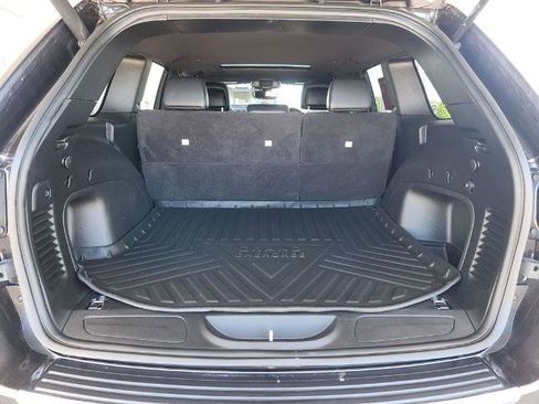 Used 2021 Jeep Grand Cherokee Limited RWD image 13