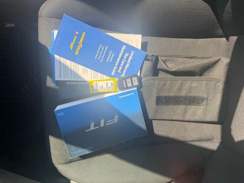 Used 2015 Honda Fit EX image 23